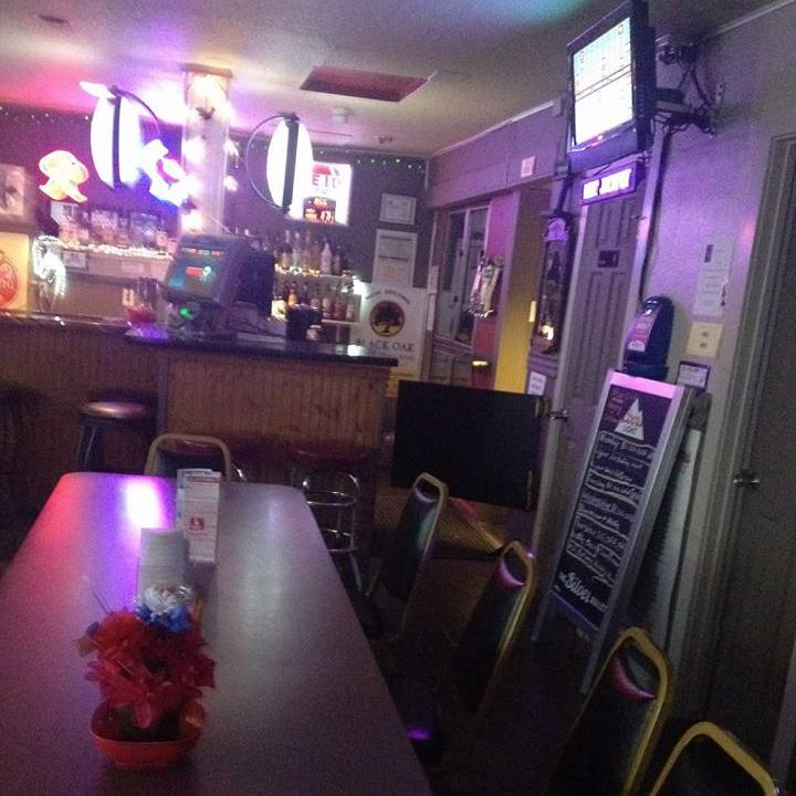 Image for Crows Nest Deli & Lounge with ID of: 2209989