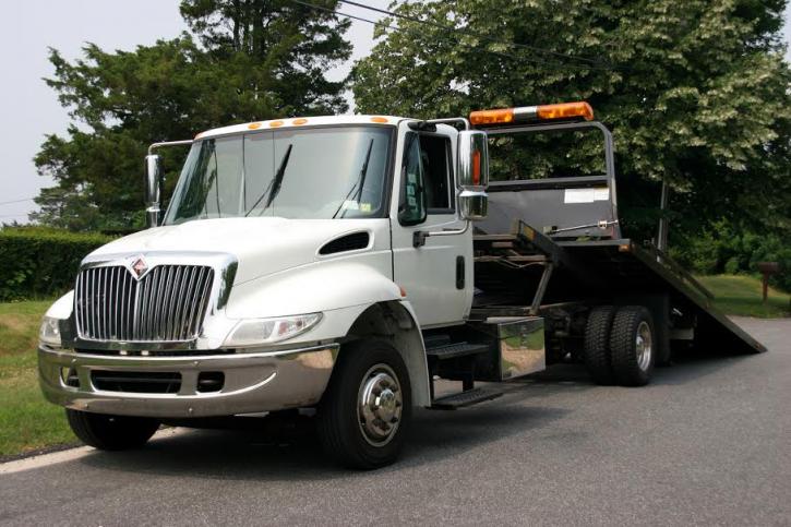 Image for Minneapolis Towing with ID of: 2229426
