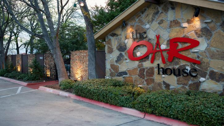 Image for The Oar House with ID of: 2264372