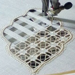 Image for Embroidery Machine with ID of: 2282960