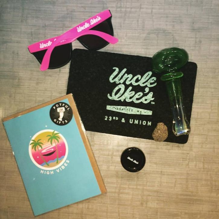 Image for Uncle Ike's White Center with ID of: 2286548
