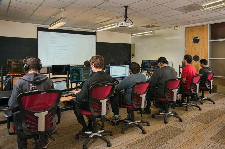 Image for Enroll in coding class Los Angeles - Redwood Code Academy with ID of: 2292220