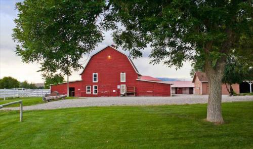 Image for Red Barn Guest Ranch with ID of: 2297247