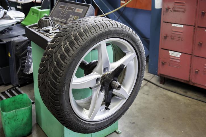 Image for Take a Look best quality tyres are available online with ID of: 2323226