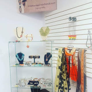 Image for Vee's Beauty Supply with ID of: 2343770
