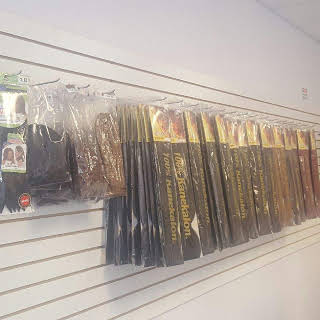 Image for Vee's Beauty Supply with ID of: 2343771