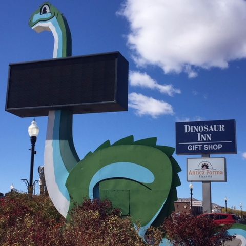 Image for Dinosaur Inn & Suites with ID of: 2346658