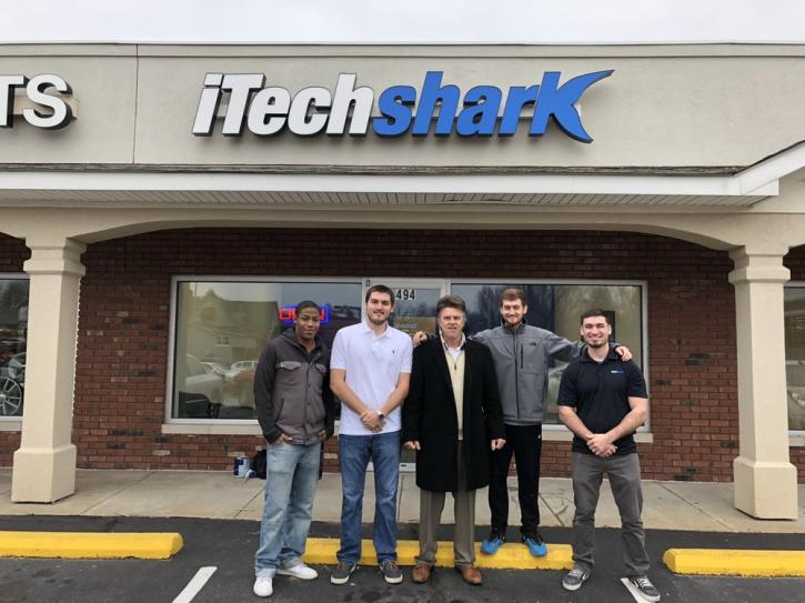 Image for iTechshark with ID of: 2348887
