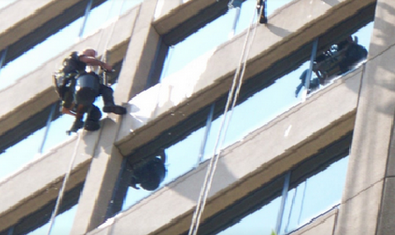 Image for Are Looking for the first class window cleaning services in Gloucester with ID of: 2350714