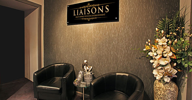 Image for Liaisons with ID of: 2355418