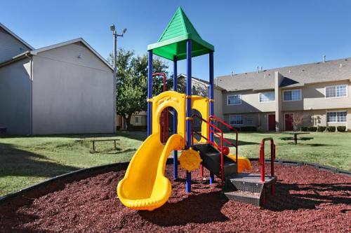 Image for Lake Hefner Townhomes with ID of: 2375262