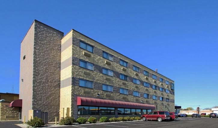 Image for Park Hotel & Suites with ID of: 2387352