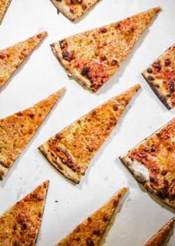 Image for Frank Pepe Pizzeria Napoletana with ID of: 2396709