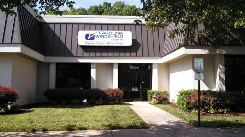 Image for Carolina Windshield Centers with ID of: 2418659