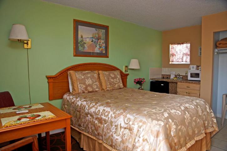 Image for Beachwalk Inn Clearwater Beach with ID of: 2423414