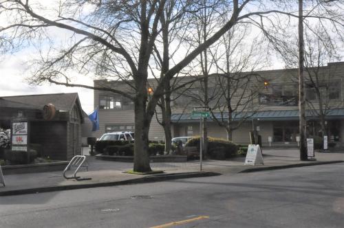 Image for 32 Pearls Seattle with ID of: 2433322