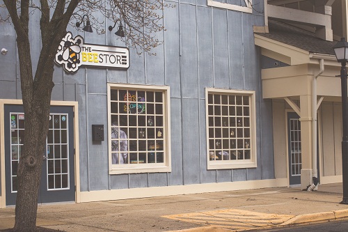 Image for The Bee Store LLC with ID of: 2452993