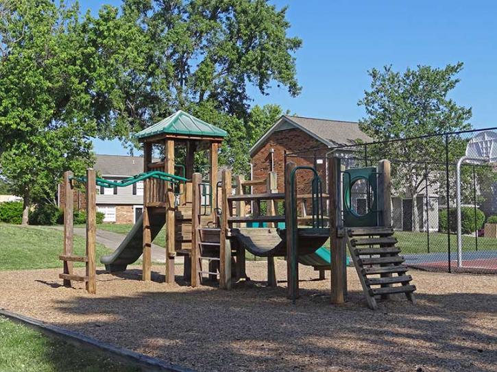 Image for Seven Oaks Townhomes with ID of: 2463504