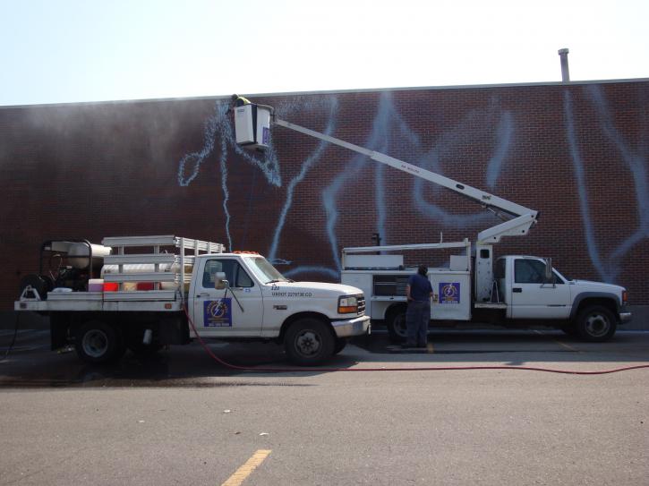 Image for Lightning Mobile Inc. with ID of: 2469652