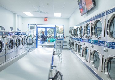 Image for Woodfield Laundromat Express with ID of: 2497316