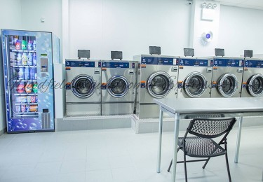Image for Woodfield Laundromat Express with ID of: 2497317