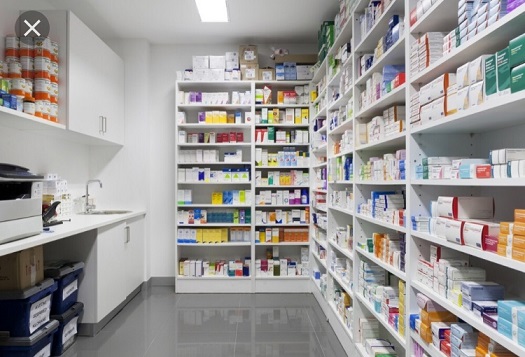Image for Lyons Pharmacy with ID of: 2497397