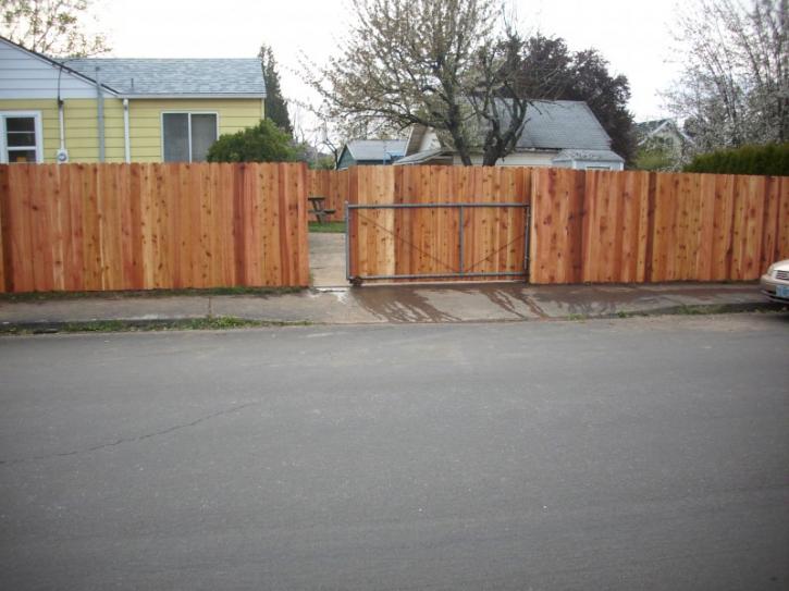 Image for Discount Rolling Gate Inc with ID of: 2524602