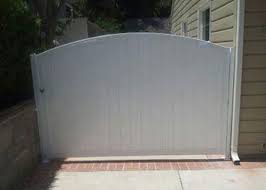 Image for Simpson Roll Up Gate Service with ID of: 2537679