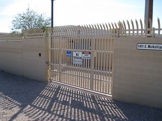 Image for Right Price Roll Up Gates with ID of: 2543889