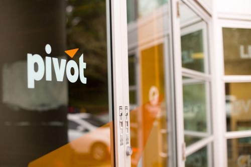 Image for Pivot Group with ID of: 2566190