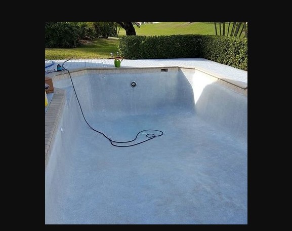 Image for Diamond Pool Service with ID of: 2588765
