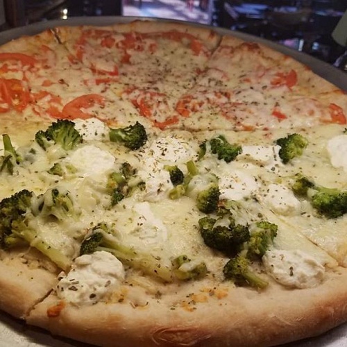 Image for Two King's Pizzeria with ID of: 2595242