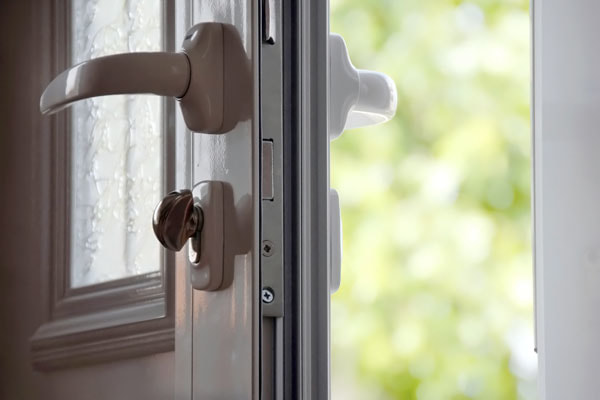 Image for Ben's Locksmith Man with ID of: 2617652