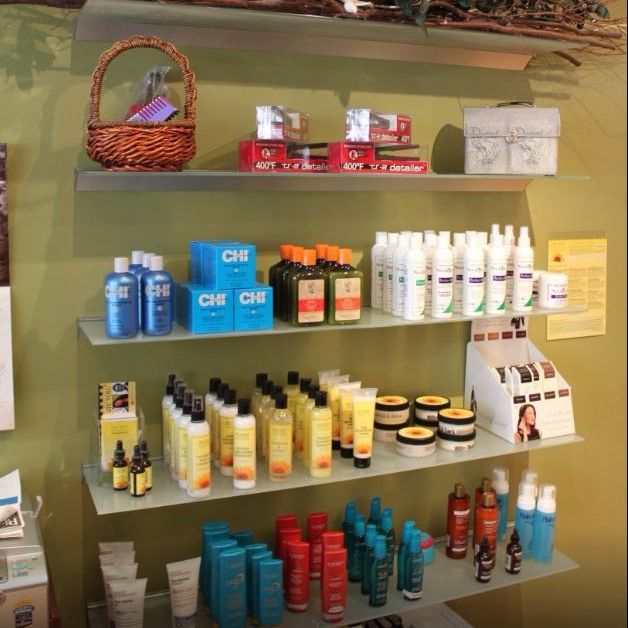 Image for Evolution The Green Room Salon with ID of: 2630431