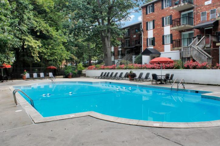 Image for Foxwood Apartments with ID of: 2644214