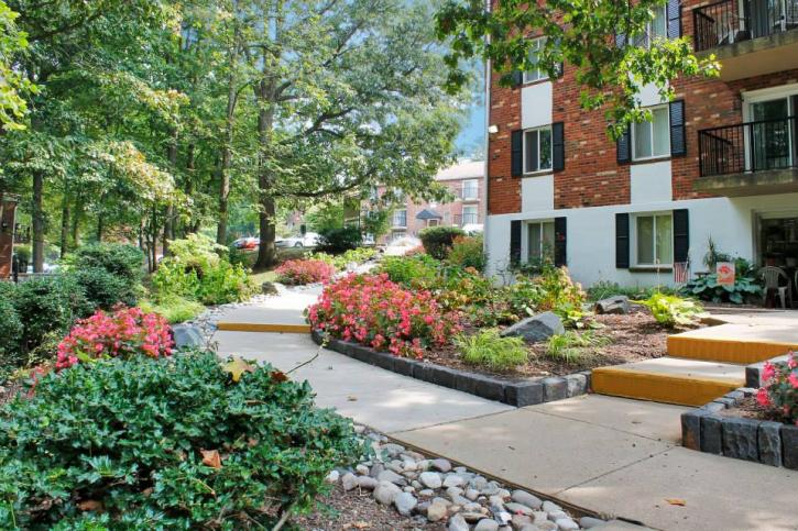 Image for Foxwood Apartments with ID of: 2644216