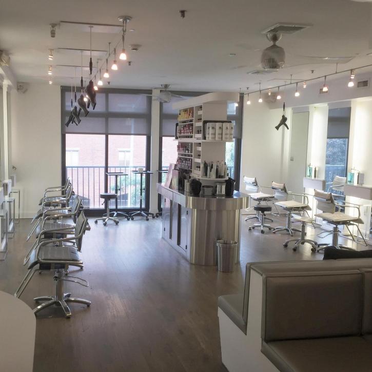 Image for Salon CARU with ID of: 2645444