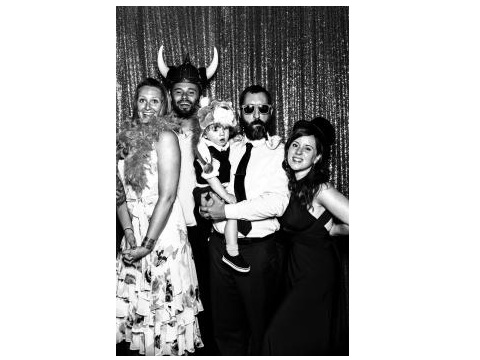 Image for Full Frame Photo Booth with ID of: 2664071