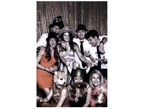 Image for Full Frame Photo Booth with ID of: 2664072