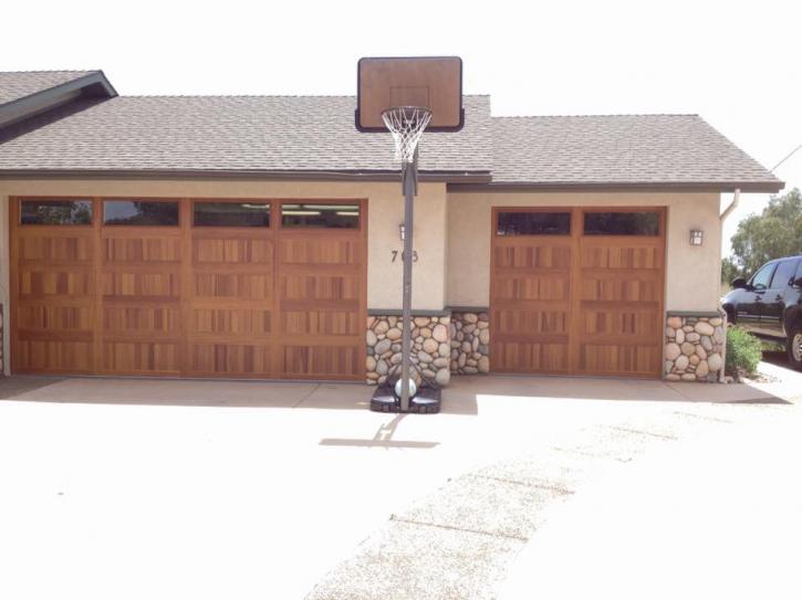 Image for Fred's Overhead Door Dock and Gate with ID of: 2676932