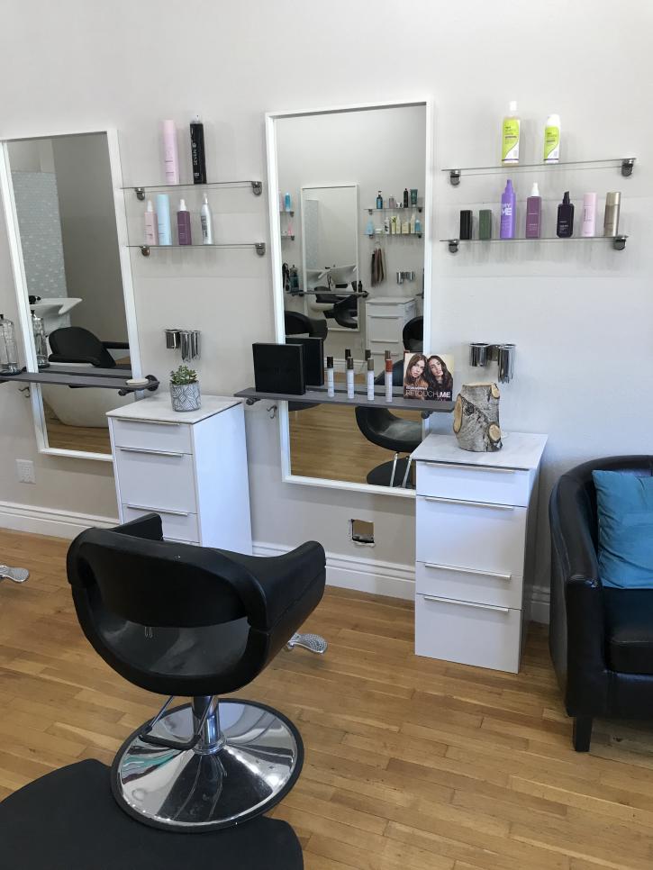 Image for Birch Salon with ID of: 2744196