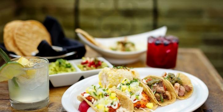 Image for Verde Kitchen & Cocktails with ID of: 2798165