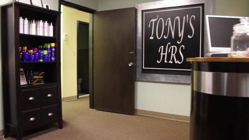 Image for Tony's Hair Replacement Systems with ID of: 2834930