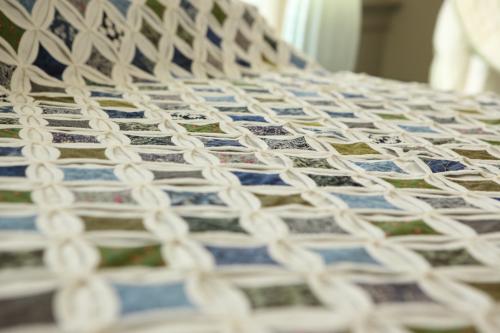 Image for Nan's Quilt Shop with ID of: 2968542