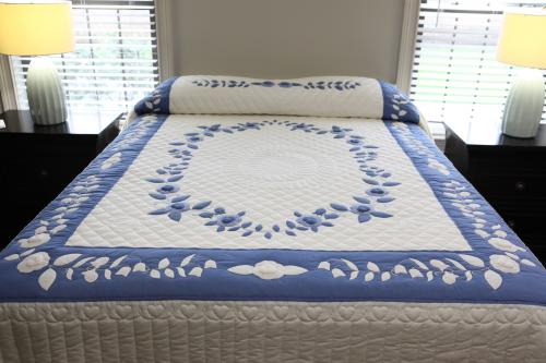 Image for Nan's Quilt Shop with ID of: 2968543