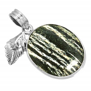 Image for Chrysotile Pendant with Sterling Silver frame with ID of: 2971570