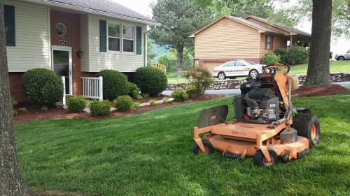 Image for Forever Green Lawn Care LLC with ID of: 2978404