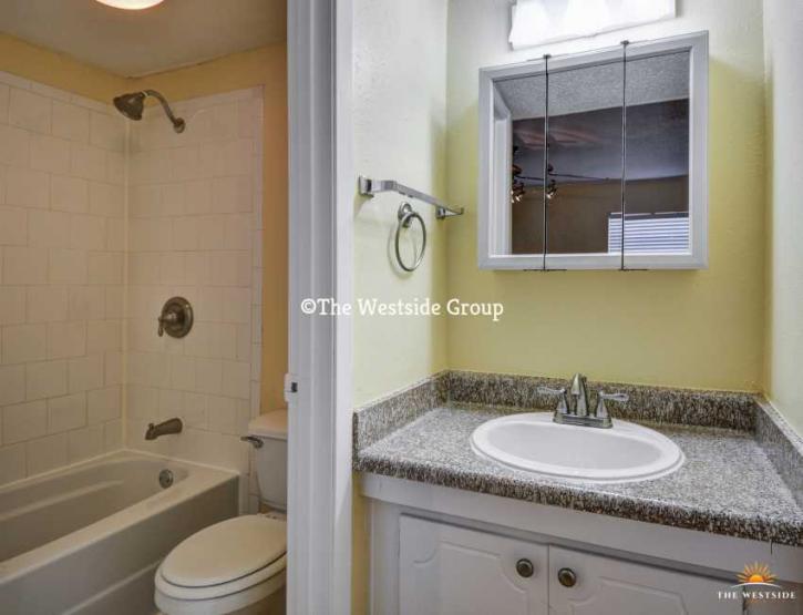 Image for Monticello Studios at Hyde Park with ID of: 2995610