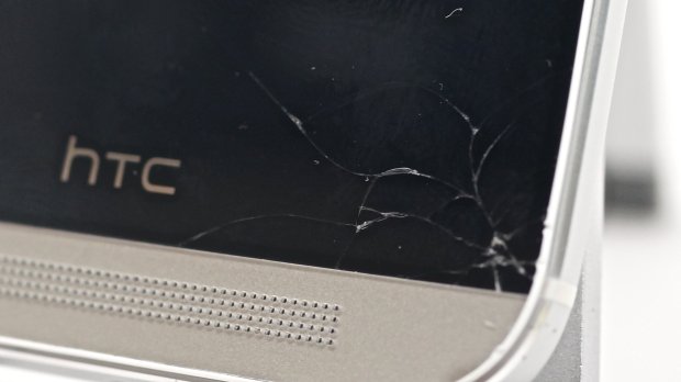 Image for Get cost effective HTC handsets broken screen repair & replacement service in UK with ID of: 2997556