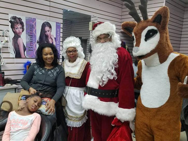 Image for Selfies with Santa Returns to Spread Joy, Holiday Cheer and Fun across Perth Amboy, Today!! with ID of: 3012902